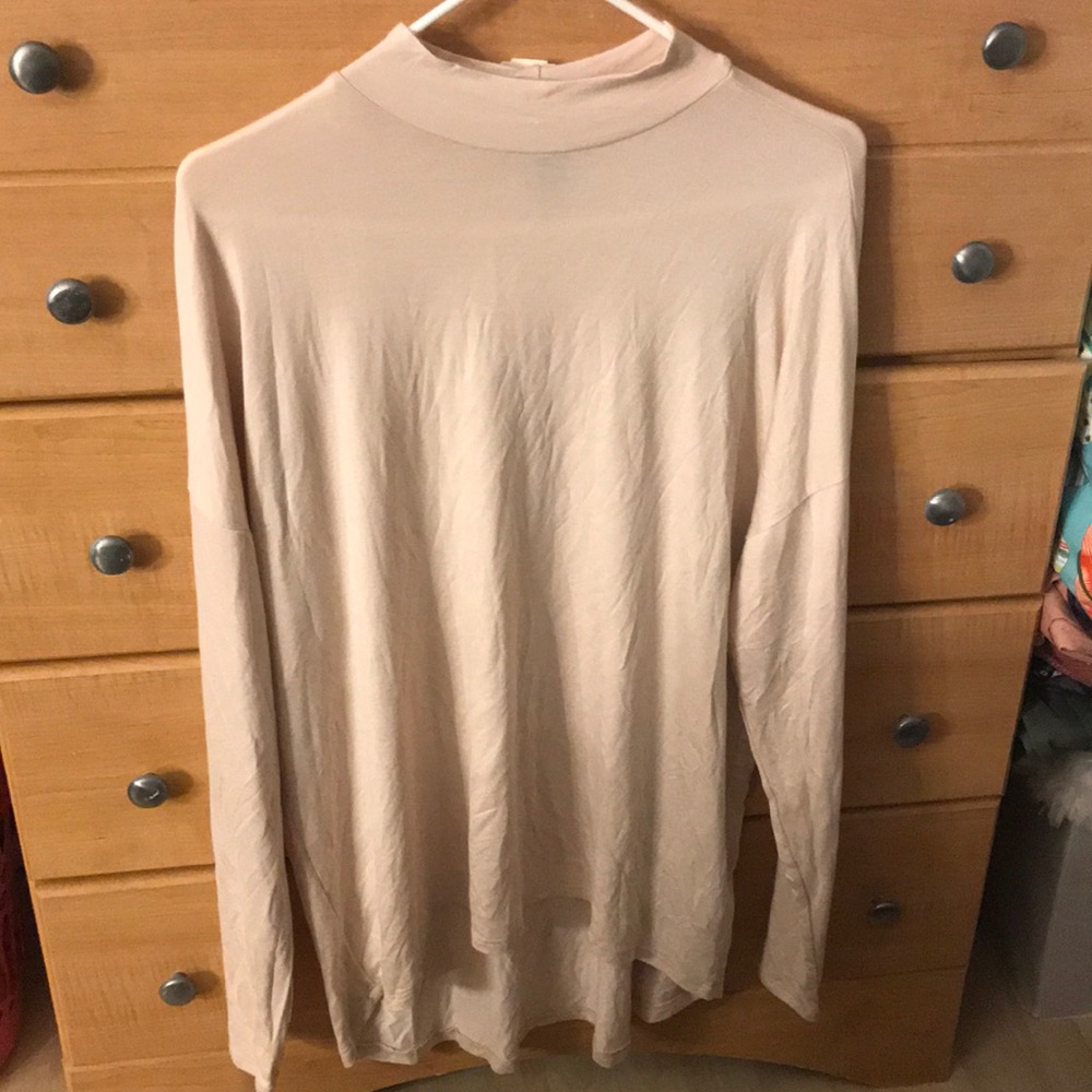 tan long sleeve shirt